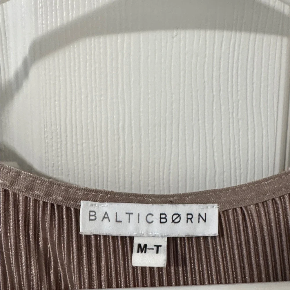 Baltic Born Elegant Ribbed Maxi Dress - Picture 2 of 3
